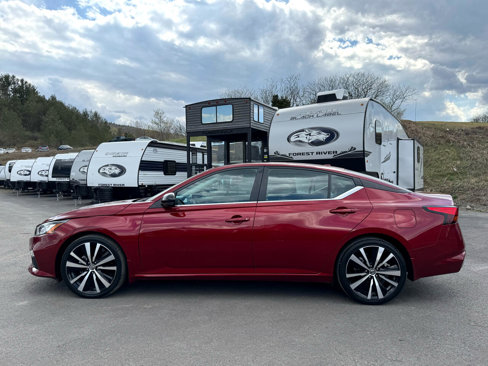 Used 2021 Nissan Altima 2.5 SR w/ SR Premium Package image 8