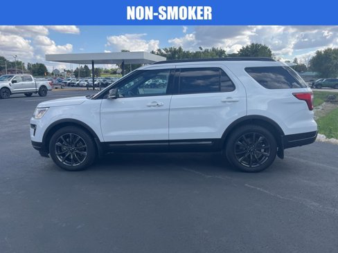 Used 2018 Ford Explorer XLT w/ Equipment Group 202A image 7