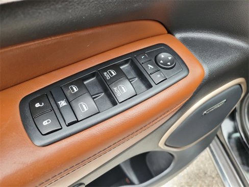 Used 2017 Jeep Grand Cherokee Summit image 21
