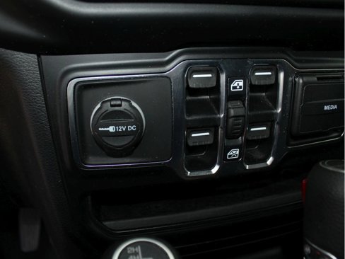 Used 2021 Jeep Gladiator Overland image 20