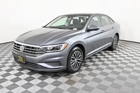 Certified 2019 Volkswagen Jetta SEL image 2