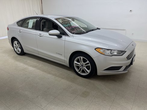 Used 2018 Ford Fusion S image 6