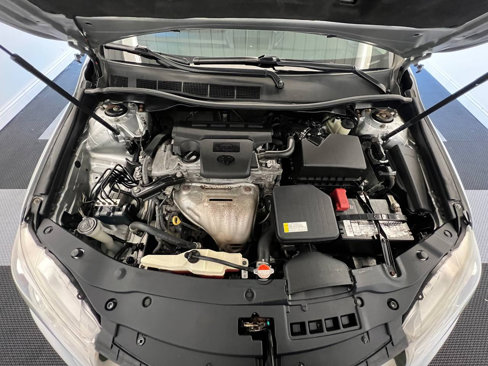 Used 2016 Toyota Camry SE image 24
