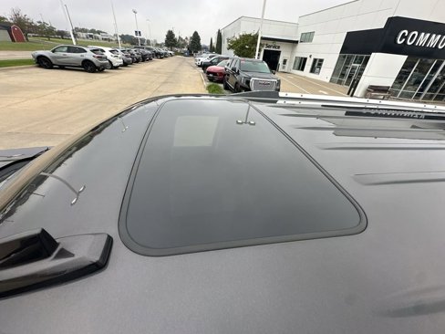 Used 2017 GMC Yukon XL Denali w/ Open Road Package image 19