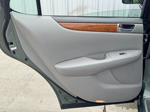 Used 2005 Lexus ES 330 image 37