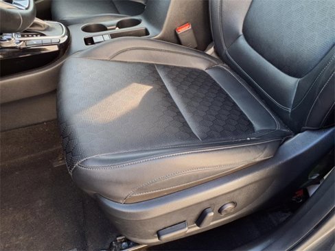 Used 2021 Kia Seltos SX w/ SX Sunroof Package image 16