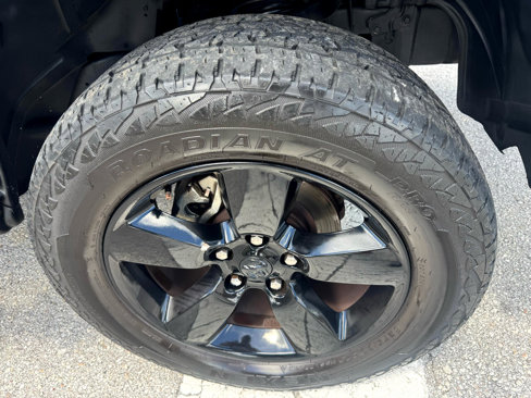 Used 2015 RAM 1500 Express w/ Black Ram 1500 Express Group image 25