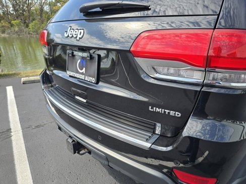 Used 2015 Jeep Grand Cherokee Limited w/ Trailer Tow Group IV image 9