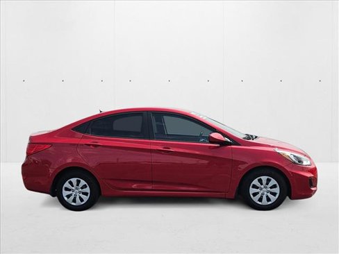 Used 2015 Hyundai Accent GLS image 4