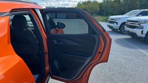 Certified 2023 Chevrolet TrailBlazer LT w/ Convenience Package image 48