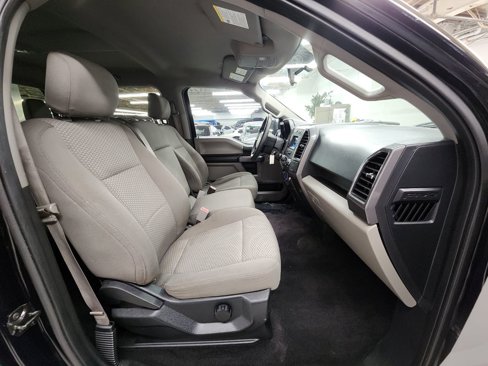 Used 2017 Ford F150 XLT image 16