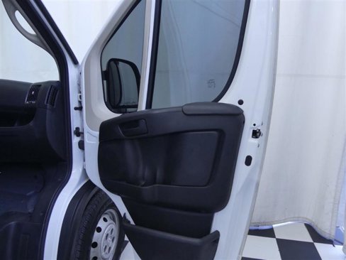 Used 2020 RAM ProMaster 2500 w/ Interior Convenience Group image 21