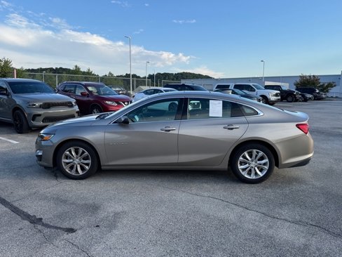 Used 2024 Chevrolet Malibu LT image 3
