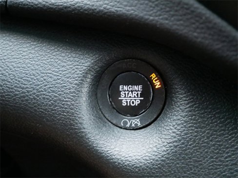 Used 2019 Jeep Cherokee Latitude Plus w/ Cold Weather Group image 26