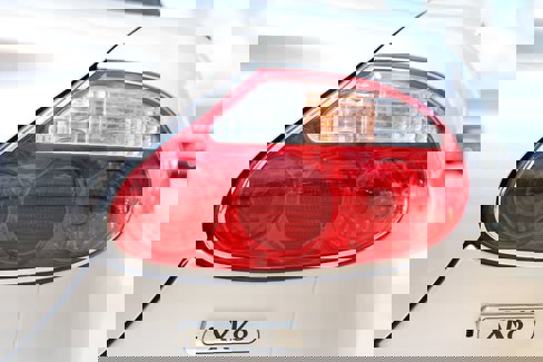 Used 2004 Jaguar XK8 Convertible image 13