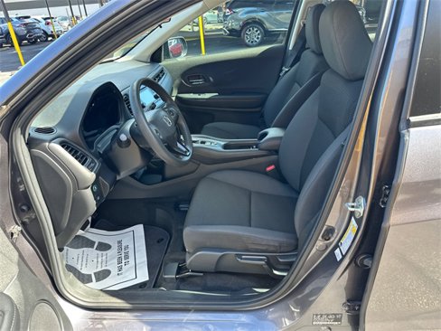 Used 2022 Honda HR-V LX image 9