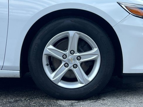 Used 2022 Chevrolet Malibu LS image 7