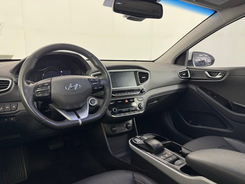 Used 2019 Hyundai Ioniq Limited image 17