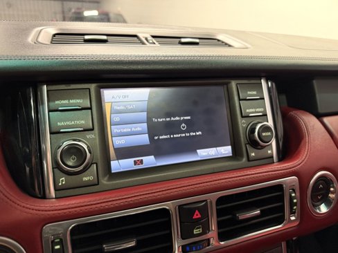Used 2012 Land Rover Range Rover Autobiography image 31