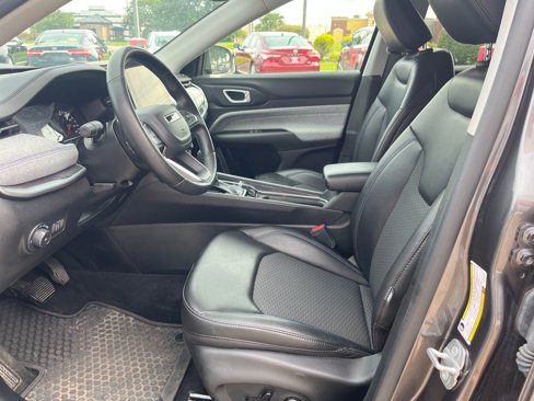 Used 2022 Jeep Compass Latitude w/ Convenience Group image 11