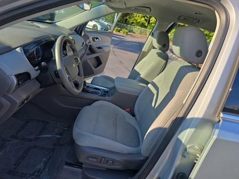 Used 2019 Chevrolet Traverse LT image 17