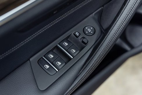 Used 2019 BMW 530i xDrive image 14