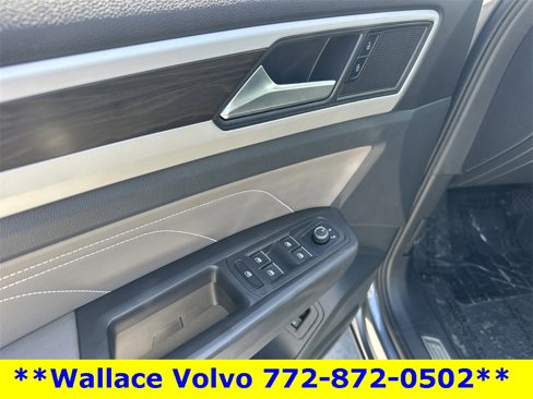 Used 2022 Volkswagen Atlas SE w/ Panoramic Sunroof Package image 15