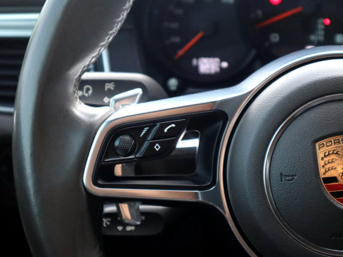 Used 2017 Porsche Macan GTS image 24