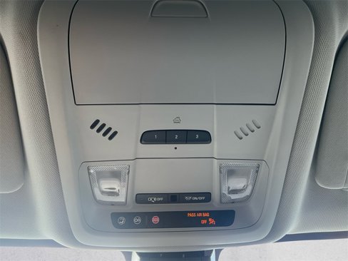 Used 2021 Chevrolet Blazer LT image 11