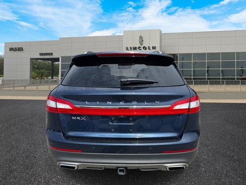 Used 2017 Lincoln MKX Reserve image 4