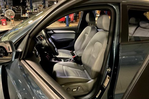 Used 2018 Audi Q3 2.0T Premium w/ Convenience Package image 7