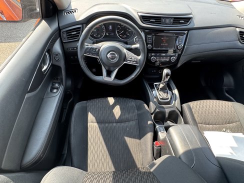 Used 2019 Nissan Rogue SV image 7