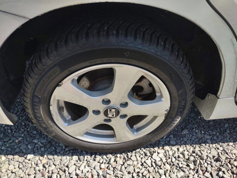 Used 2009 Toyota Matrix XRS image 28