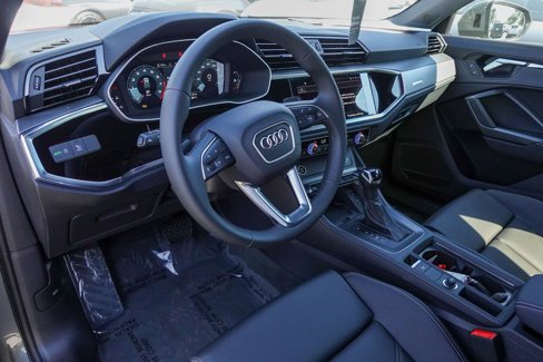 New 2025 Audi Q3 2.0T Premium image 12
