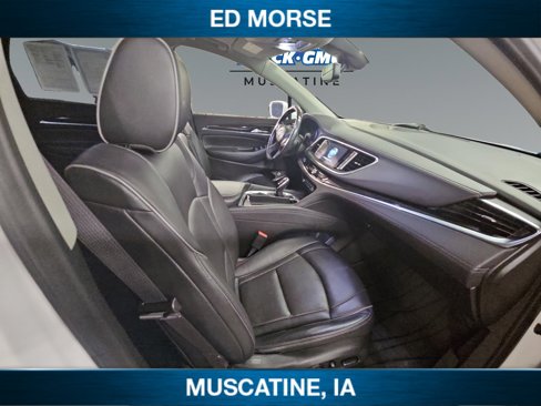 Used 2019 Buick Enclave Avenir w/ Avenir Technology Package image 16