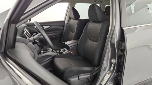 Used 2018 Nissan Rogue S image 10