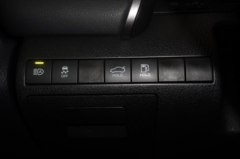 Certified 2021 Toyota Camry SE image 14