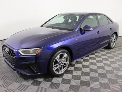 Used 2021 Audi A4 2.0T Premium Plus w/ Premium Plus Package image 4