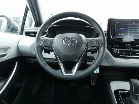 Used 2022 Toyota Corolla SE image 18