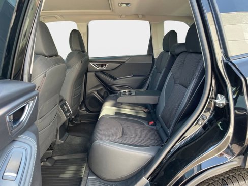 Used 2019 Subaru Forester Premium image 38
