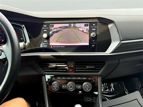Used 2019 Volkswagen Jetta SEL image 17