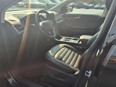 Used 2022 Ford Edge SEL w/ Convenience Package image 12