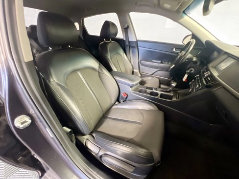 Used 2018 Kia Optima S w/ 18" Alloy Wheels Package image 30