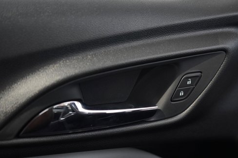 New 2025 Chevrolet Trax LT w/ Driver Confidence Package image 19