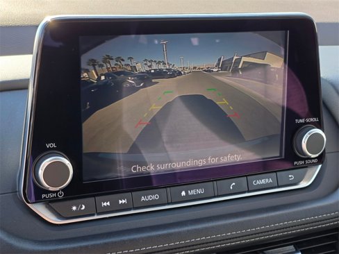 Used 2023 Nissan Rogue SV image 27