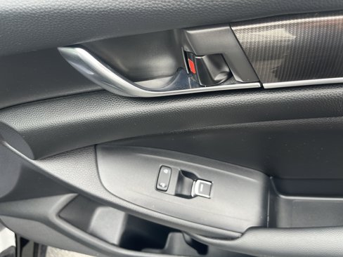 Used 2019 Honda Accord Sport image 18