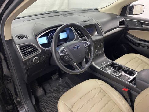 Used 2019 Ford Edge SEL w/ Equipment Group 201A image 19