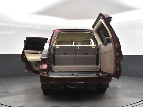 Used 2016 Lexus GX 460 image 54