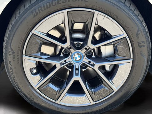 Used 2022 BMW i4 eDrive40 image 58