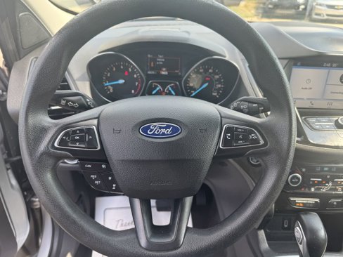 Used 2019 Ford Escape SE image 10